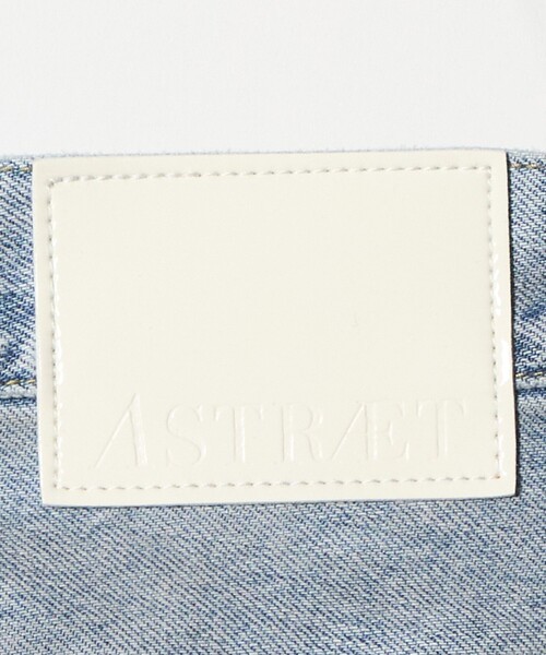 ASTRAET(アストラット)の「<ASTRAET>ダブルニー バギー デニムパンツ UNISEX(その他パンツ・レディース・ライトブルー・2/0/00/1)」の16枚目の写真
