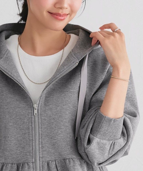 Pierrot（ピエロ）の「ダンボールヘムフレアパーカー（パーカー・レディース・杢グレー/ブラック/ネイビー・S/M/L）」の15枚目の写真