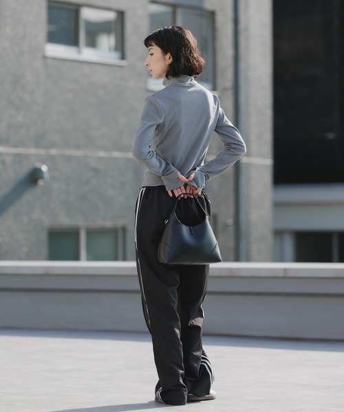 adidas（アディダス）の「adidas/アディダス ブリットコア トラックパンツ ラインパンツ スリーストライプス 2026年春夏（その他パンツ・メンズ・ブラック/グリーン・S/M/L/XL）」の21枚目の写真