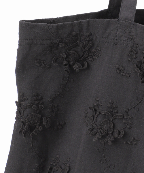 Spick & Span（スピックアンドスパン）の「crinkle crinkle crinkle 別注3D embroidery TOTE*（トートバッグ・レディース・ブラック・FREE）」の11枚目の写真