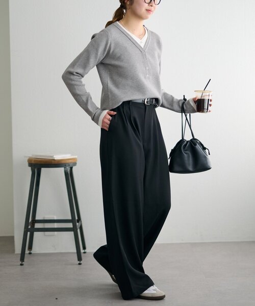 DISCOAT（ディスコート）の「【Enlude】サイドベルト付きワイドパンツ（スラックス・レディース・ブラック/ベージュ・MEDIUM/LARGE）」の9枚目の写真