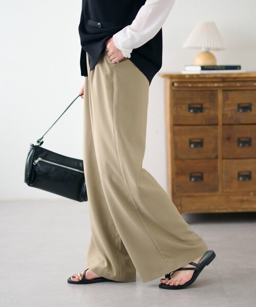 DISCOAT（ディスコート）の「【Enlude】サイドベルト付きワイドパンツ（スラックス・レディース・ブラック/ベージュ・MEDIUM/LARGE）」の15枚目の写真