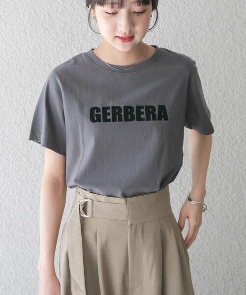 ITEMS URBANRESEARCH(アイテムズ アーバンリサーチ)の「フロッキープリントTシャツ(Tシャツ/カットソー・レディース・ライトブルー/ライトベージュ/チャコールグレー/ホワイト・FREE)」の22枚目の写真