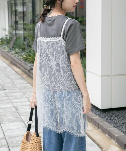 ITEMS URBANRESEARCH（アイテムズ アーバンリサーチ）の「フロッキープリントTシャツ（Tシャツ/カットソー・レディース・ライトブルー/ライトベージュ/チャコールグレー/ホワイト・FREE）」の18枚目の写真