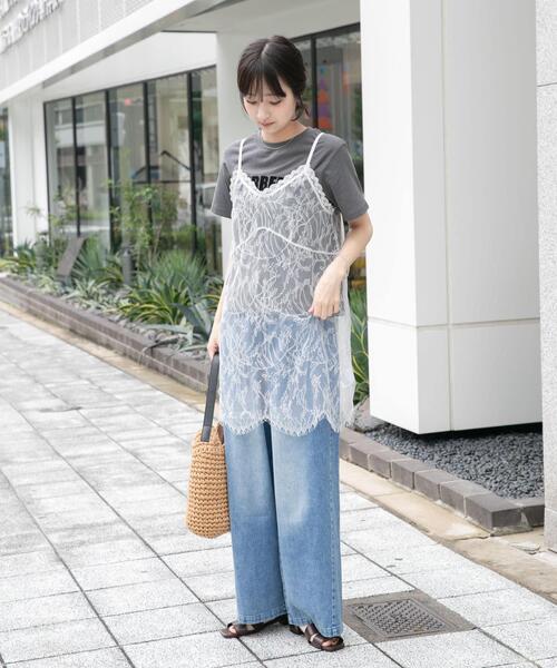 ITEMS URBANRESEARCH（アイテムズ アーバンリサーチ）の「フロッキープリントTシャツ（Tシャツ/カットソー・レディース・ライトブルー/ライトベージュ/チャコールグレー/ホワイト・FREE）」の19枚目の写真