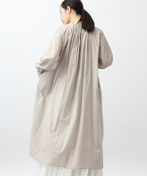 studio CLIP（スタディオクリップ）の「《natural by clip》Cメニーピンタックワンピース（ワンピース・レディース・ライトグリーン/ライトグレー/ネイビー・FREE）」の10枚目の写真