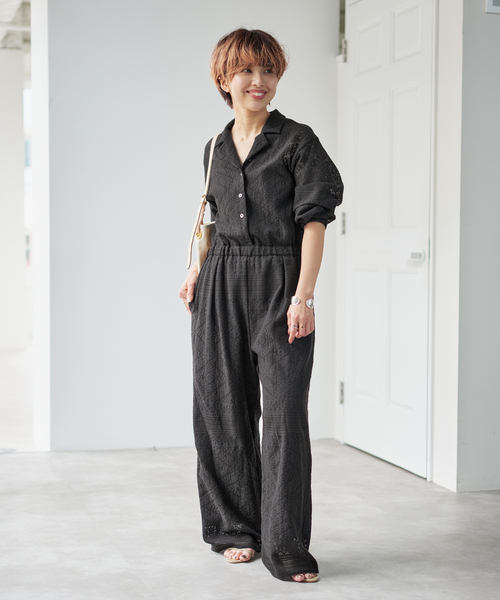 Spick & Span（スピックアンドスパン）の「オープンカラーレースジャンプスーツ（サロペット/オーバーオール・レディース・ブラック/ホワイト・38/36）」の3枚目の写真