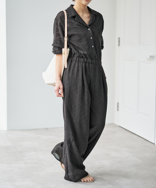 Spick & Span（スピックアンドスパン）の「オープンカラーレースジャンプスーツ（サロペット/オーバーオール・レディース・ブラック/ホワイト・38/36）」の5枚目の写真