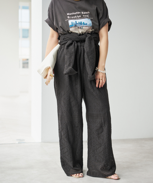 Spick & Span（スピックアンドスパン）の「オープンカラーレースジャンプスーツ（サロペット/オーバーオール・レディース・ブラック/ホワイト・38/36）」の11枚目の写真