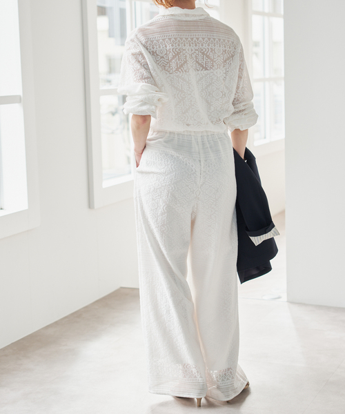 Spick & Span（スピックアンドスパン）の「オープンカラーレースジャンプスーツ（サロペット/オーバーオール・レディース・ブラック/ホワイト・38/36）」の17枚目の写真