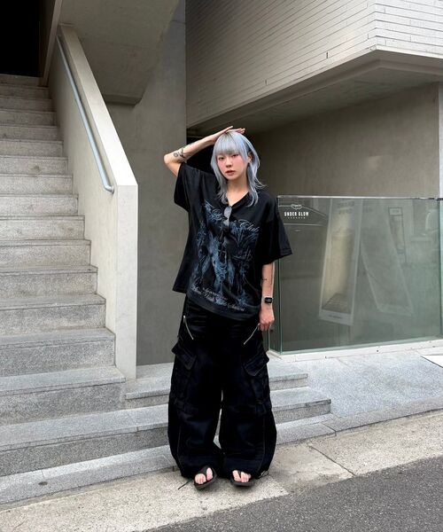 RSSC(アールエスエスシー)の「CONVERTIBLE DESTROYED CARGO DENIM PANTS - BLACK(デニムパンツ・レディース・その他・2/1)」の15枚目の写真