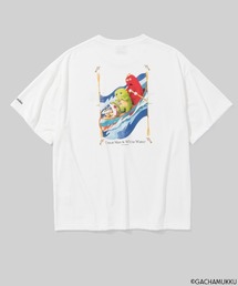 Columbia（コロンビア）の「限定展開 ガチャピン・ムック Columbia  リーディコーブガチャムクグラフィックショートスリーブTシャツ  コロンビア（Tシャツ/カットソー）」