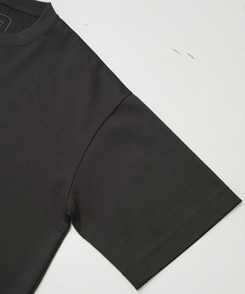 UNITED TOKYO(ユナイテッドトウキョウ)の「【幻のコットン】SEA ISLAND COTTON リラックスTシャツ |世界最高峰コットン/夏服/インナー/耐久性/形状記憶(Tシャツ/カットソー・メンズ・ダークグレー/ライトグレー/ホワイト/ブラック/ネイビー/ベージュ・1/3/2)」の17枚目の写真