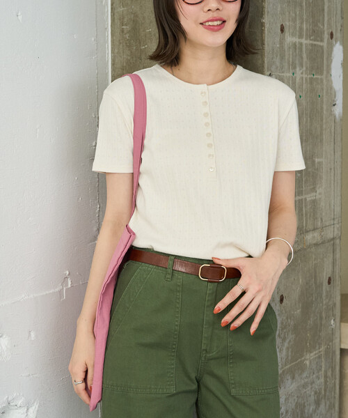 FREAK'S STORE(フリークスストア)の「限定展開 パターン メッシュ ヘンリー 半袖 Tシャツ(Tシャツ/カットソー・レディース・オフホワイト/ブラウン系その他/ブラック/ブルー/グレー・フリ-)」の2枚目の写真