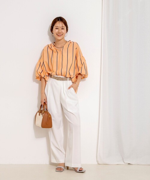 NOLLEY’S（ノーリーズ）の「ウォッシャブルドビーストライプブラウス（シャツ/ブラウス・レディース・ブルー系その他3/イエロー系その他3/ホワイト系その他4・38）」の4枚目の写真