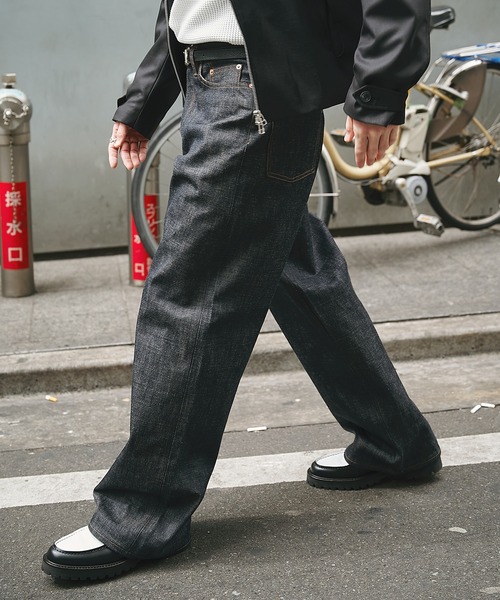 SUGARHILL(シュガーヒル)の「MODERN DENIM PANTS WIDE CUT(デニムパンツ・メンズ・インディゴブルー・34/32/30/28)」の8枚目の写真