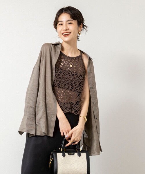 NOLLEY’S Sophi(ノーリーズソフィ)の「ウォッシャブルクロッシェレースアメスリタンクトップ(シャツ/ブラウス・レディース・ホワイト/ダークブラウン・38)」の11枚目の写真