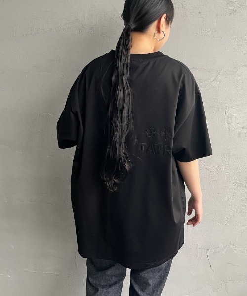 TATRAS（タトラス）の「[TATRAS/タトラス] 別注 GLUTO バック刺繍ロゴ ショートスリーブTシャツ（Tシャツ/カットソー・レディース・ブラック/ホワイト・1/2/3/4）」の18枚目の写真