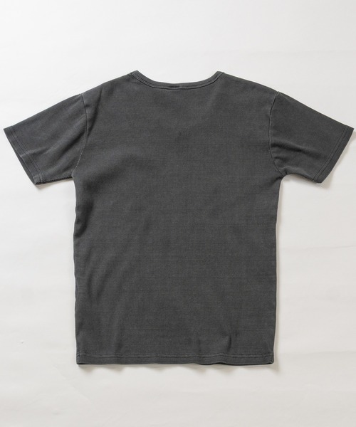 JOHN'S CLOSET(ジョンズクローゼット)の「【13】ピグメント加工 ジャストフィットVネックTシャツ(Tシャツ/カットソー・メンズ・ブラウン/チャコールグレー・LARGE/MEDIUM/SMALL)」の6枚目の写真