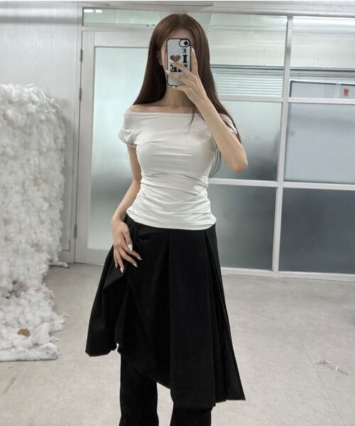 FLAREUP(フレアアップ)の「Draped Top (FL-130_Gray)(Tシャツ/カットソー・レディース・ライトグレー・OS)」の6枚目の写真