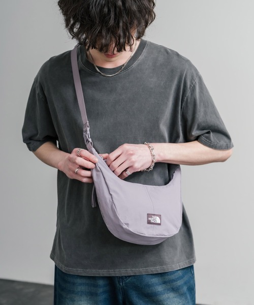 THE NORTH FACE(ザノースフェイス)の「THE NORTH FACE ザ・ノースフェイス URBAN TOTE BAG MINI 2WAYワンポイントロゴショルダーバッグ/ハンドバッグ(ショルダーバッグ・メンズ・クリーム/ライラック/ブラック/グレー・FREE)」の22枚目の写真