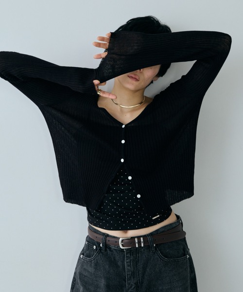 VION(ヴィオン)の「シアータイトリブカーディガン / Sheer Tight Rib Cardigan(カーディガン/ボレロ・レディース・ブラック/レッド/ホワイト・FREE)」の3枚目の写真