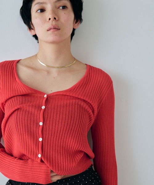 VION(ヴィオン)の「シアータイトリブカーディガン / Sheer Tight Rib Cardigan(カーディガン/ボレロ・レディース・ブラック/レッド/ホワイト・FREE)」の20枚目の写真