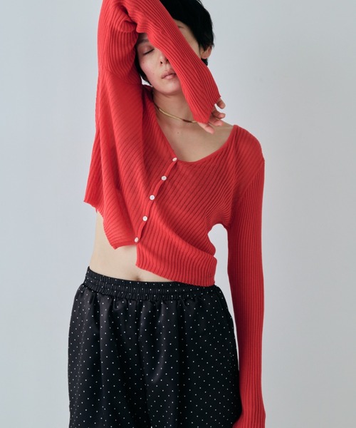 VION(ヴィオン)の「シアータイトリブカーディガン / Sheer Tight Rib Cardigan(カーディガン/ボレロ・レディース・ブラック/レッド/ホワイト・FREE)」の17枚目の写真