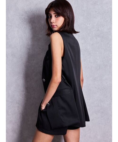 GYDA(ジェイダ)の「sacred edge cross front ZIPショートパンツ【セットアップ着用可能】(その他パンツ・レディース・ブラック/オフホワイト・FREE)」の9枚目の写真