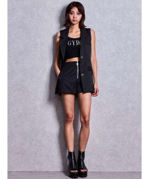 GYDA(ジェイダ)の「sacred edge cross front ZIPショートパンツ【セットアップ着用可能】(その他パンツ・レディース・ブラック/オフホワイト・FREE)」の10枚目の写真