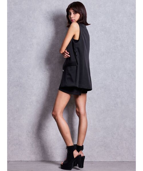 GYDA(ジェイダ)の「sacred edge cross front ZIPショートパンツ【セットアップ着用可能】(その他パンツ・レディース・ブラック/オフホワイト・FREE)」の11枚目の写真