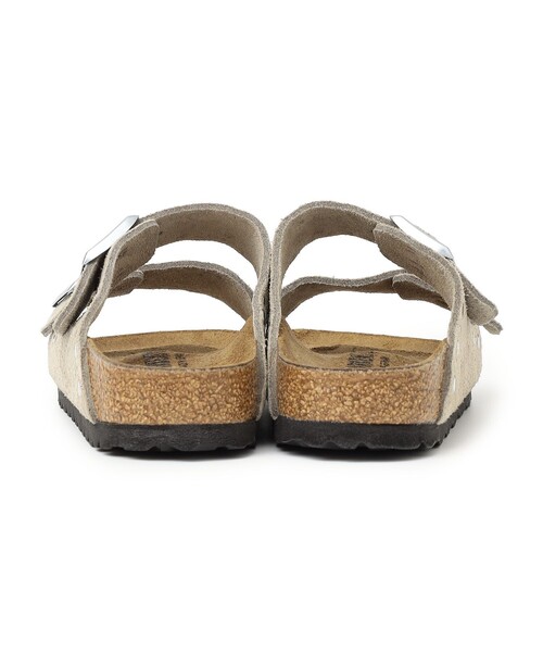 BIRKENSTOCK(ビルケンシュトック)の「BIRKENSTOCK: ARIZONA RIVET(サンダル・レディース・ベージュ/ブラック・36/37/38/39)」の16枚目の写真
