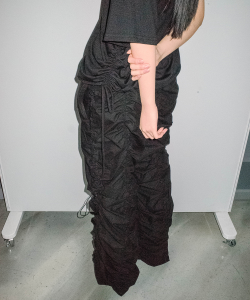 CHICKS(チックス)の「ストリングシャーリングテックパンツブラック(その他パンツ・レディース・ブラック・ONE SIZE)」の5枚目の写真