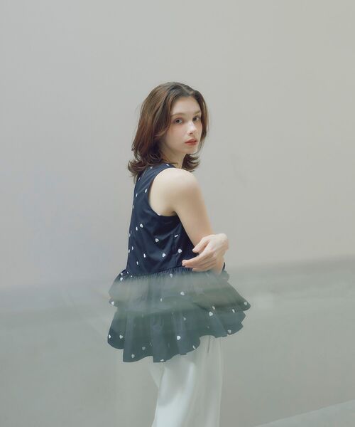 cle blatt(クレブラット)の「プティハートティアードブラウス(シャツ/ブラウス・レディース・ネイビー/ミント/ベージュ・MEDIUM)」の9枚目の写真