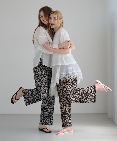 ZAKKA-BOX(ザッカボックス)の「さらっと涼しいレオパードプリーツパンツ(その他パンツ・レディース・グレー/ベージュ・FREE)」の7枚目の写真