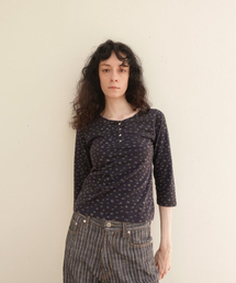 NAYRO（ネイロ）の「Henley neck Flower Tee（Tシャツ/カットソー）」