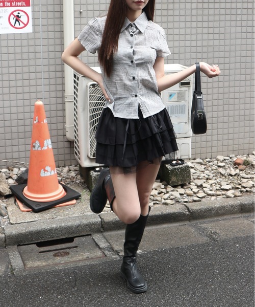 tinkerend(ティンカーエンド)の「Lace-up Tiered Flared Mini Skirt / レースアップティアードフレアミニスカート(スカート・レディース・ブラック・FREE)」の7枚目の写真
