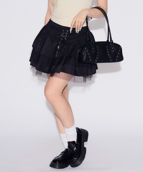 tinkerend(ティンカーエンド)の「Lace-up Tiered Flared Mini Skirt / レースアップティアードフレアミニスカート(スカート・レディース・ブラック・FREE)」の14枚目の写真