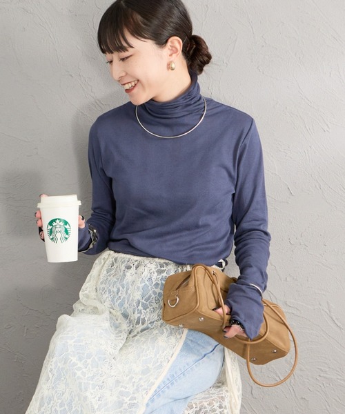 Robert P.Miller（ロバート ピー ミラー）の「[MILLER/ミラー] 別注 パネルリブ シアータートルネックTシャツ（Tシャツ/カットソー・レディース・ネイビー/オレンジ/ネイビー系/ブラック/オフホワイト・F）」の4枚目の写真