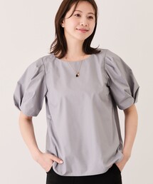袖タックブラウス