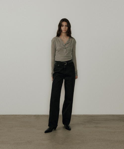 THE LILLE(ザ リル)の「Relaxed Fit Denim_Black(デニムパンツ・レディース・その他・SMALL/MEDIUM/X-SMALL)」の1枚目の写真