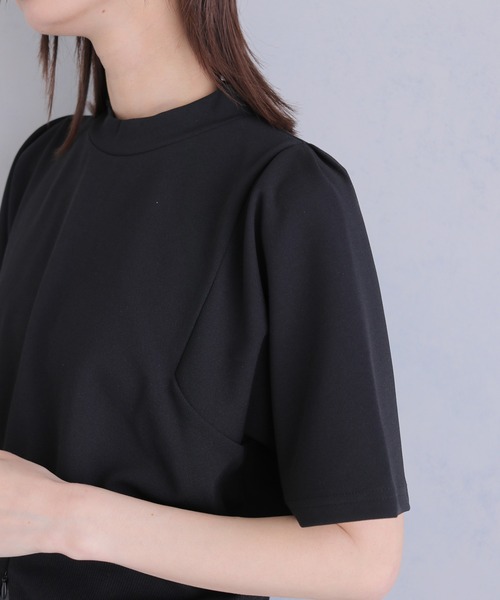 &g'aime(アンジェム)の「【&g'aime 】裾リブトップス Ribbed-Hem Tops(Tシャツ/カットソー・レディース・ブラック/ホワイト・FREE)」の22枚目の写真