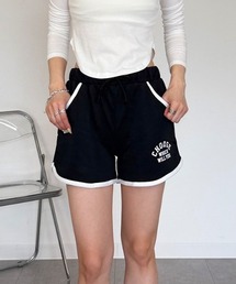 ショートパンツ