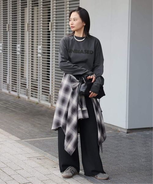 JOURNAL STANDARD(ジャーナルスタンダード)の「《WEB限定追加》UNBIASEDロングスリーブ Tシャツ(Tシャツ/カットソー・レディース・シルバー/ホワイト/ブラック系その他・FREE)」の6枚目の写真