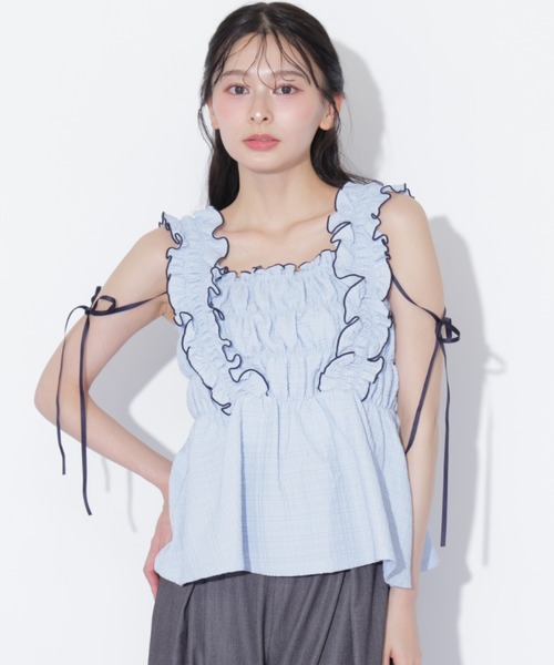 JILL by JILL STUART(ジルバイジルスチュアート)の「フリルシュリンクトップス(シャツ/ブラウス・レディース・ブルー/ブラック系その他/ホワイト・FREE)」の7枚目の写真