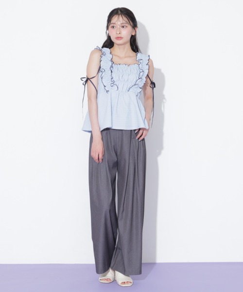 JILL by JILL STUART(ジルバイジルスチュアート)の「フリルシュリンクトップス(シャツ/ブラウス・レディース・ブルー/ブラック系その他/ホワイト・FREE)」の11枚目の写真