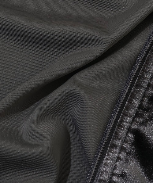 Bukta(バクタ)の「ベロア トラック ジャケット(ブルゾン・メンズ・グリーン/チャコール・LARGE/MEDIUM/X-LARGE)」の13枚目の写真