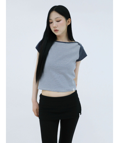 UGLY SHADOW(アグリーシャドウ)の「ベーシックエッセンシャルリップボートトップ(ストライプブルー)(Tシャツ/カットソー・レディース・その他・1/2)」の1枚目の写真
