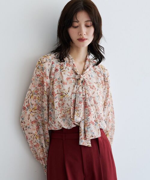YECCA VECCA(イェッカヴェッカ)の「フラワー柄シアーボウタイブラウス(シャツ/ブラウス・レディース・ブラウン/ピンクベージュ・FREE)」の17枚目の写真
