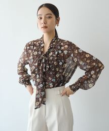 フラワー柄シアーボウタイブラウス
